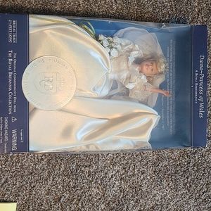Diana Princess of Wales A Royal Remembrance Doll